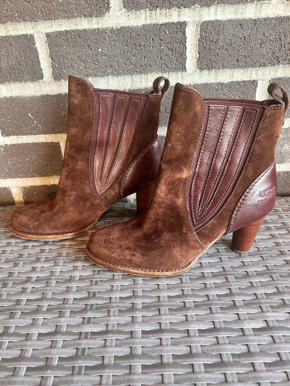 UGG Brown Suede & Leather Ankle Booties with Stacked Heel - Size 6